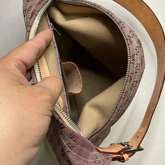 Dooney & Bourke Shoulder Bag Hobo Purse Signature Logo Canvas DB Leather Satchel - Picture 9 of 14